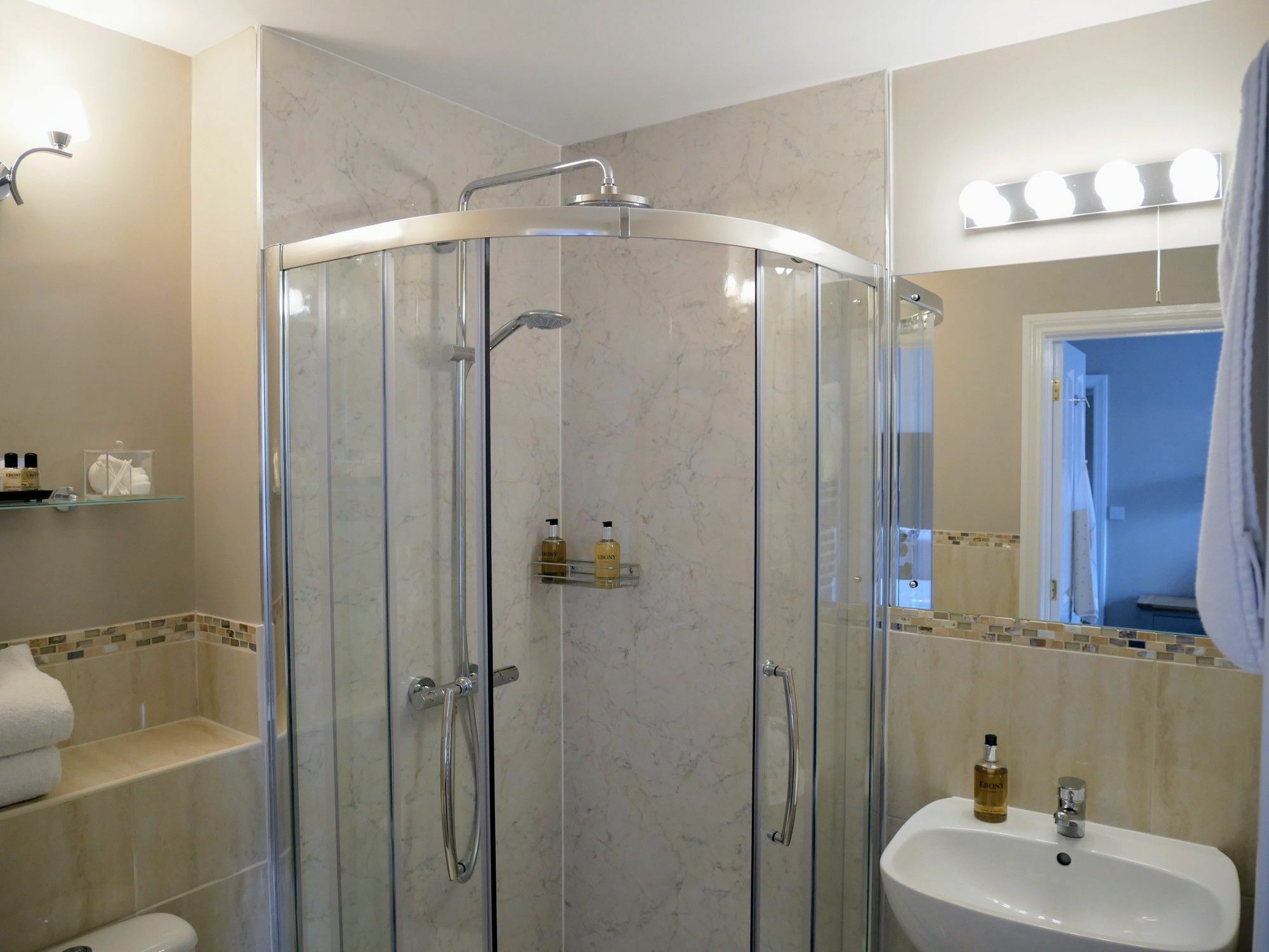 Peartree Serviced Apartments Σαλισμπέρι Εξωτερικό φωτογραφία