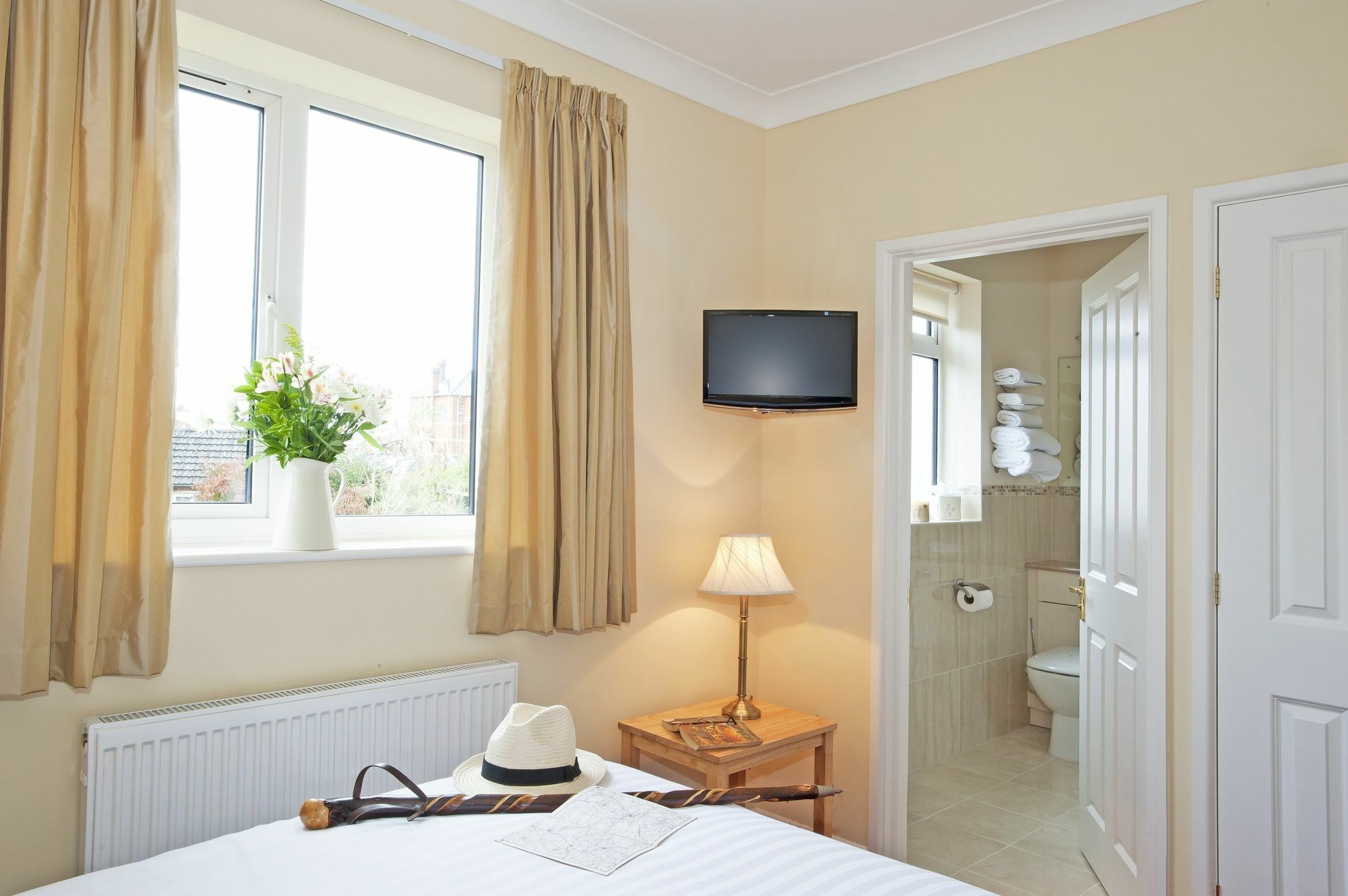 Peartree Serviced Apartments Σαλισμπέρι Εξωτερικό φωτογραφία