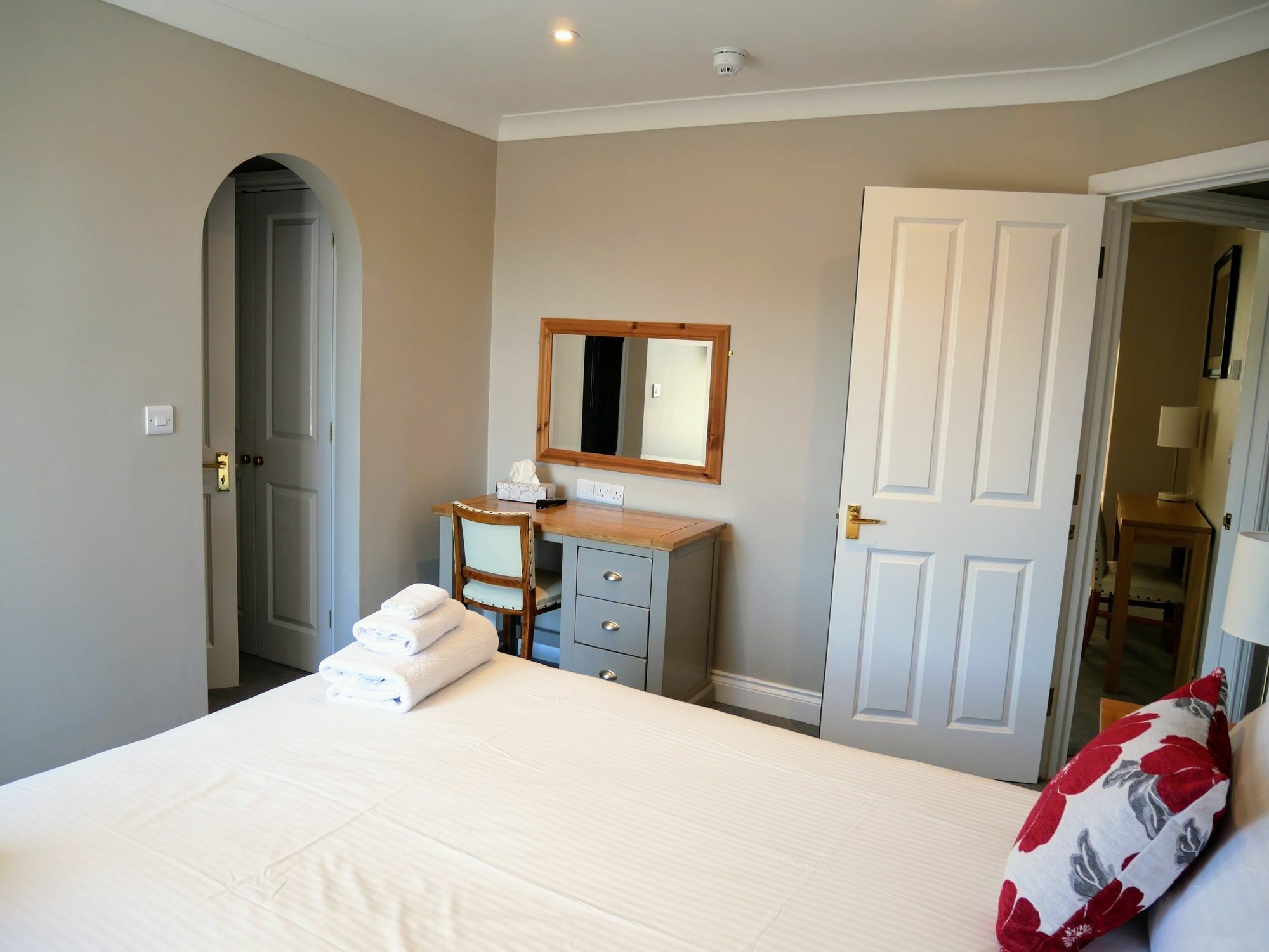 Peartree Serviced Apartments Σαλισμπέρι Εξωτερικό φωτογραφία